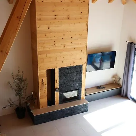 Vikendica Krcmarice - *