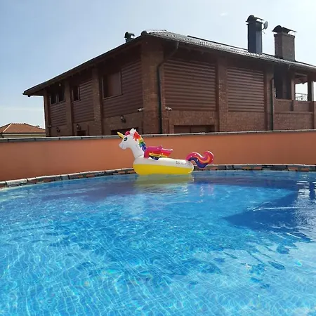 Villa Vikendica Krcmarice - *